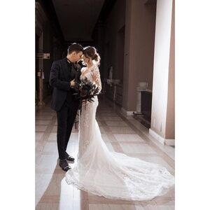 Galina‎ Signature Sheer Corset Bodice Sheath Wedding Dress SWG942